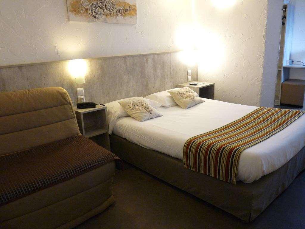 Brit Hotel Bosquet Carcassonne Cite Ruang foto