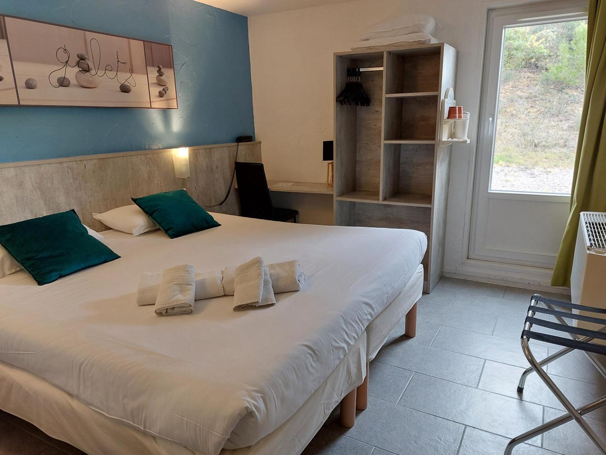 Brit Hotel Bosquet Carcassonne Cite Bagian luar foto