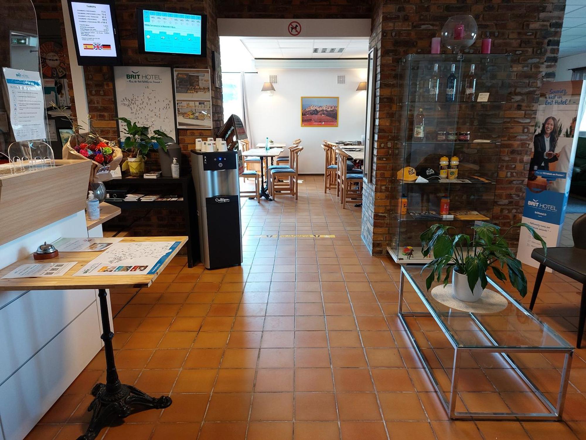 Brit Hotel Bosquet Carcassonne Cite Bagian luar foto