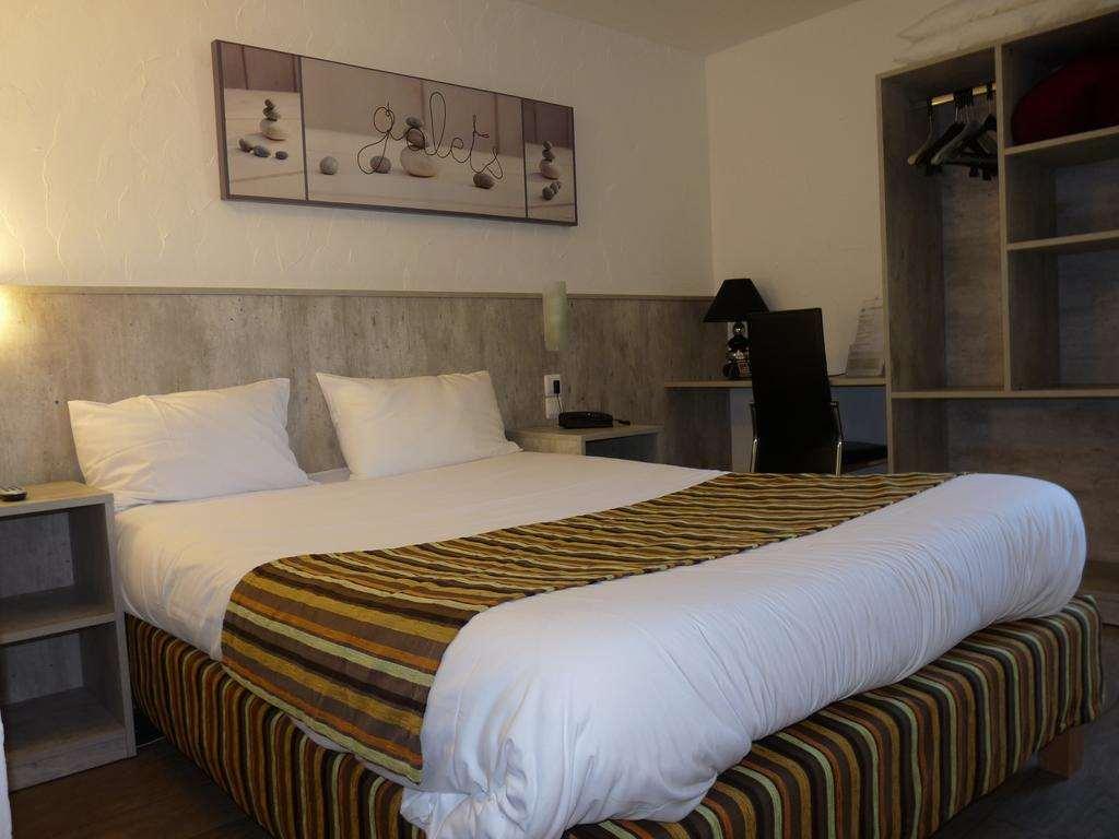 Brit Hotel Bosquet Carcassonne Cite Ruang foto