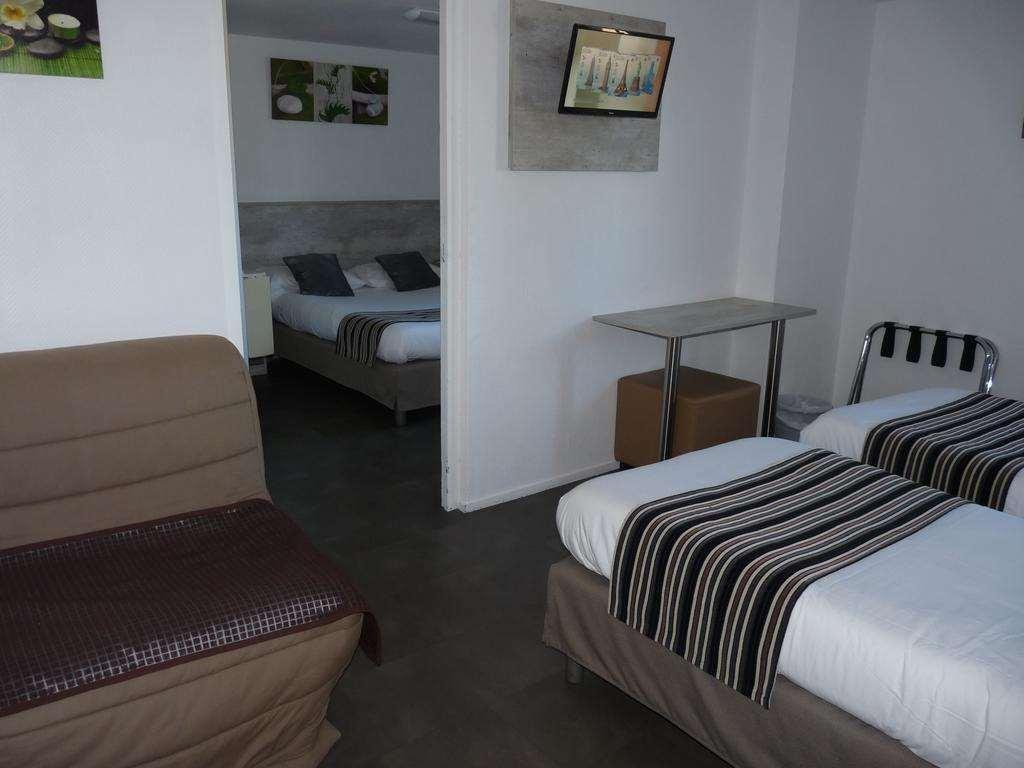 Brit Hotel Bosquet Carcassonne Cite Ruang foto
