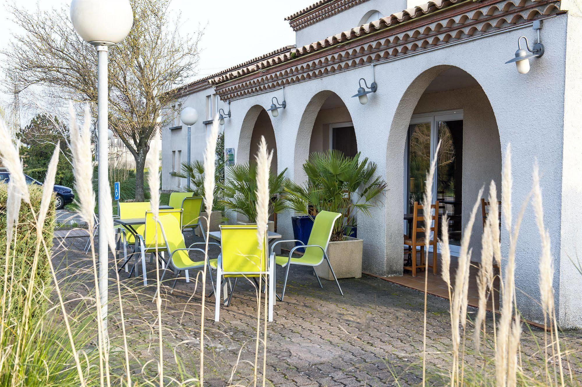 Brit Hotel Bosquet Carcassonne Cite Bagian luar foto