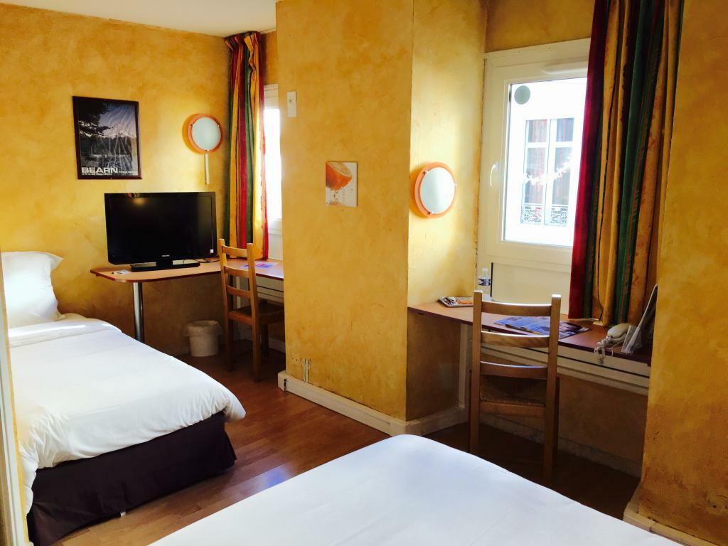 Brit Hotel Bosquet Carcassonne Cite Bagian luar foto
